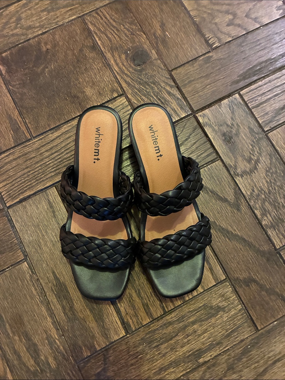 Black whitemt wedges